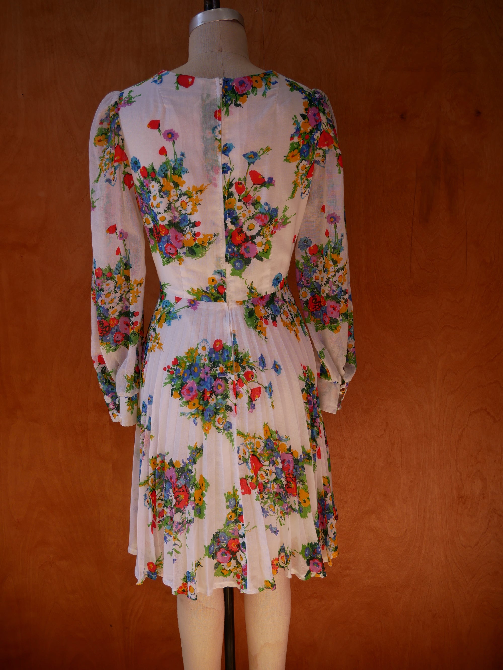 50s/60s Flutter Floral Dress