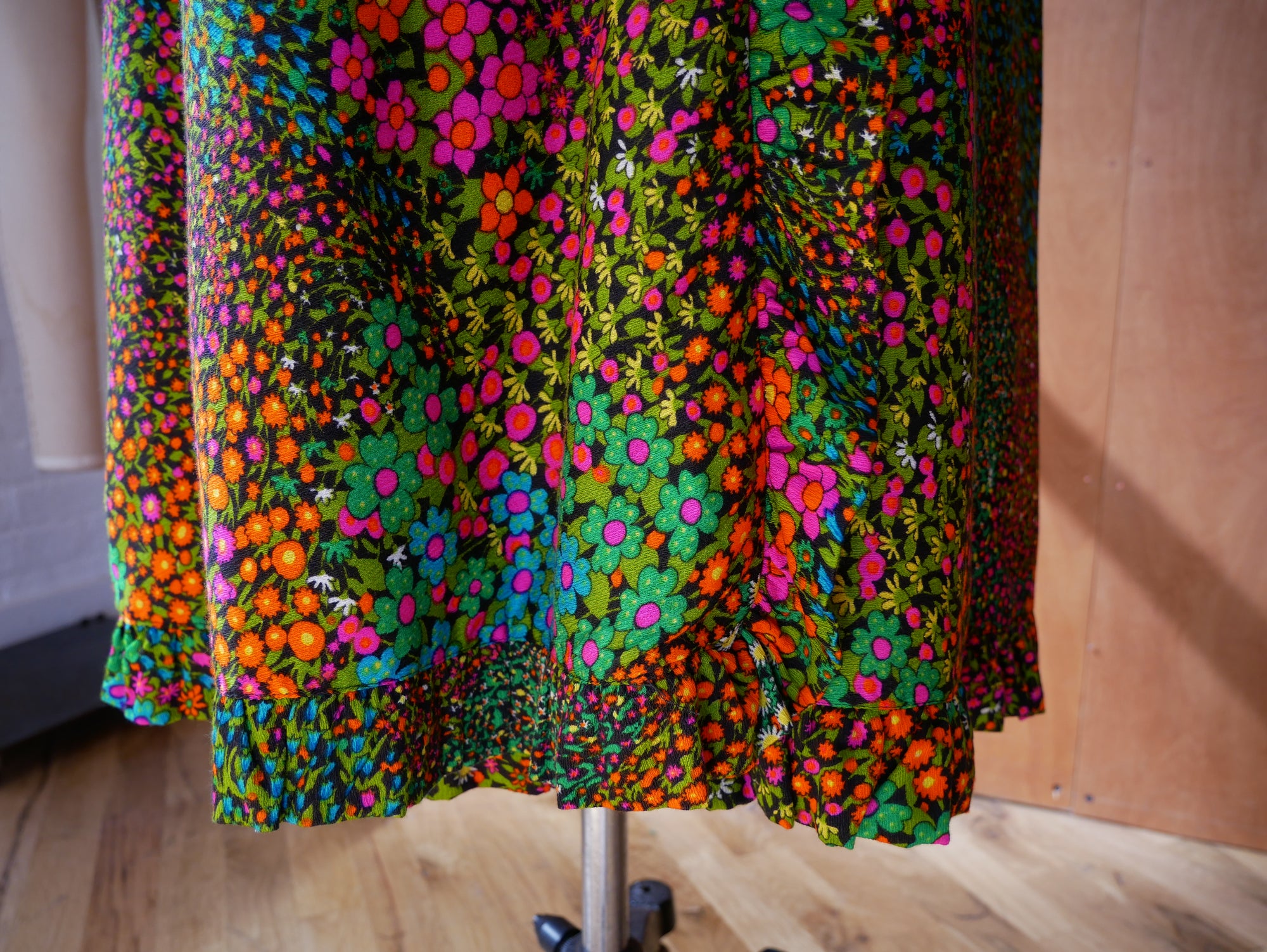 70s Leslie Fay Floral Maxi Ruffle Skirt