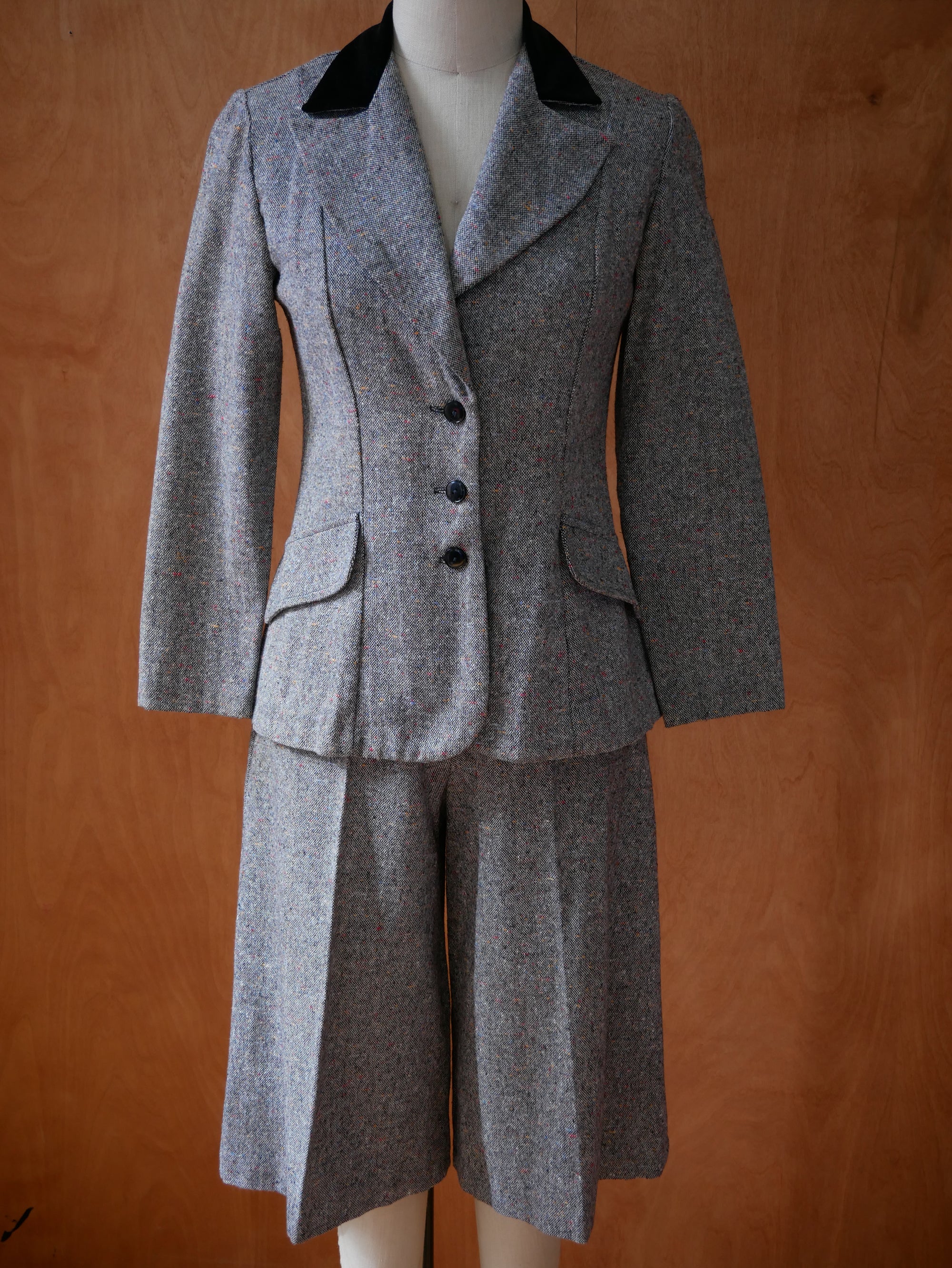 70s Tweed Blazer / Culottes Shorts Set