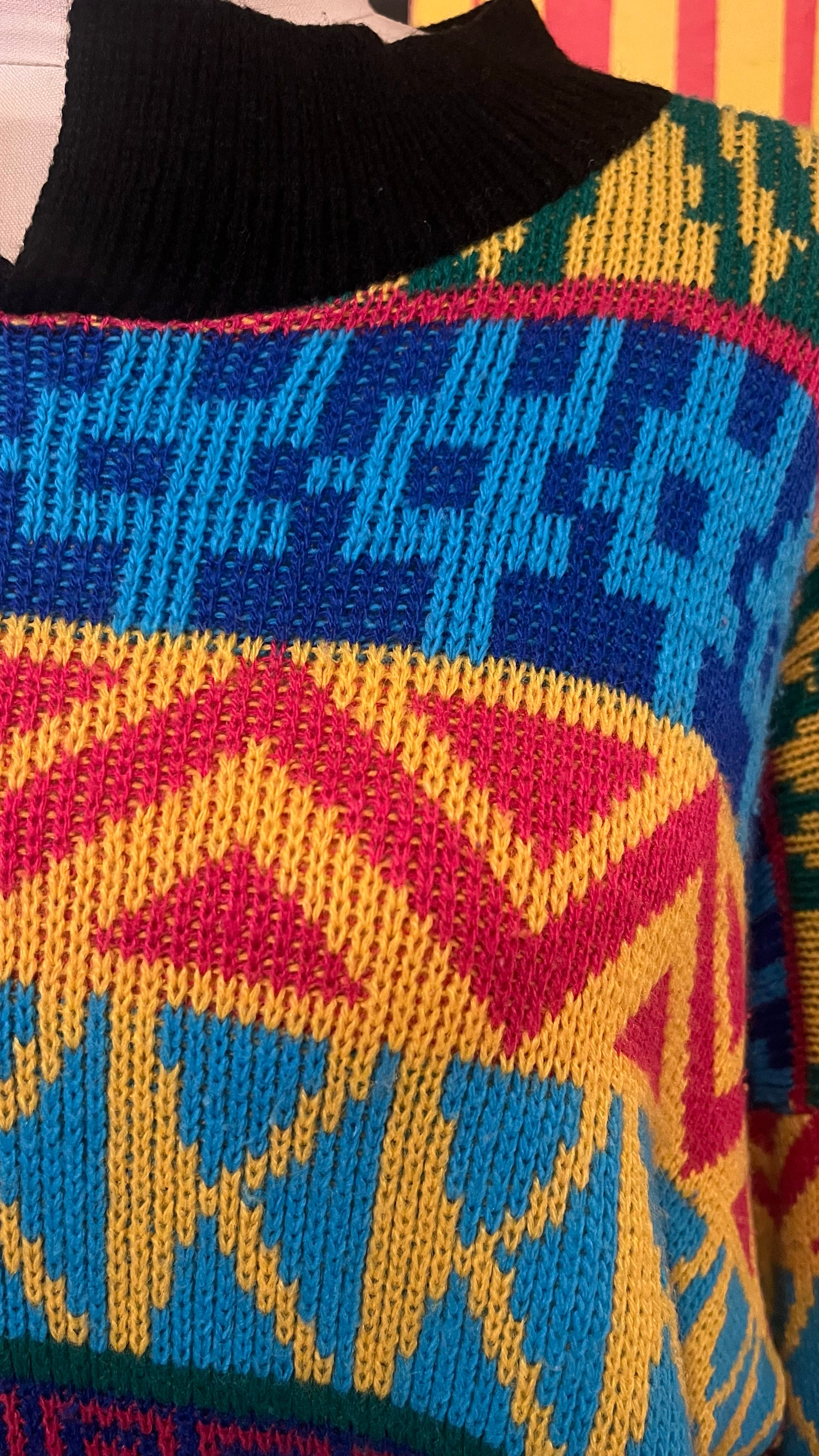 90s Multicolor Abstract Print Sweater