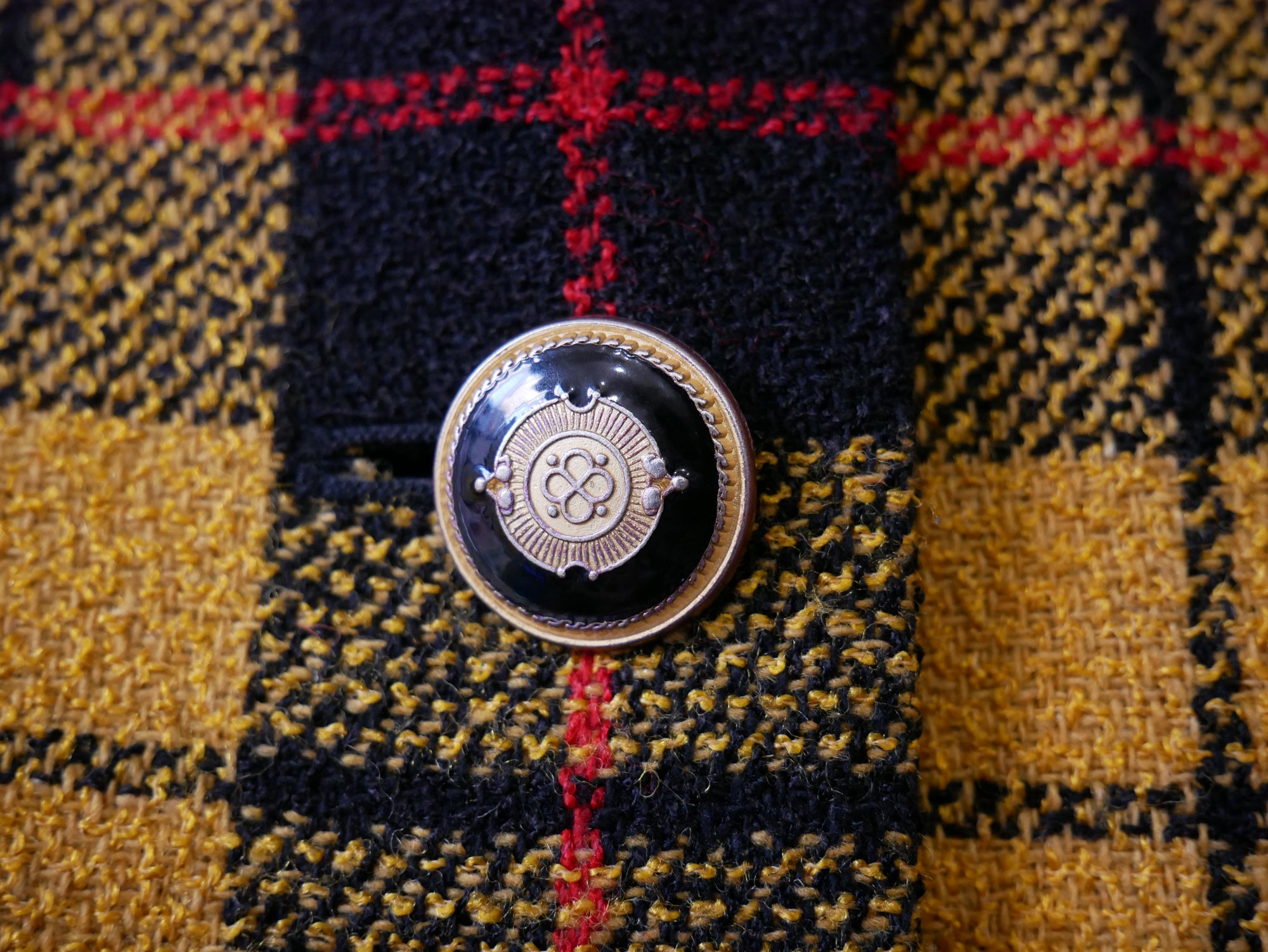 Petite Sophisticate Plaid Blazer