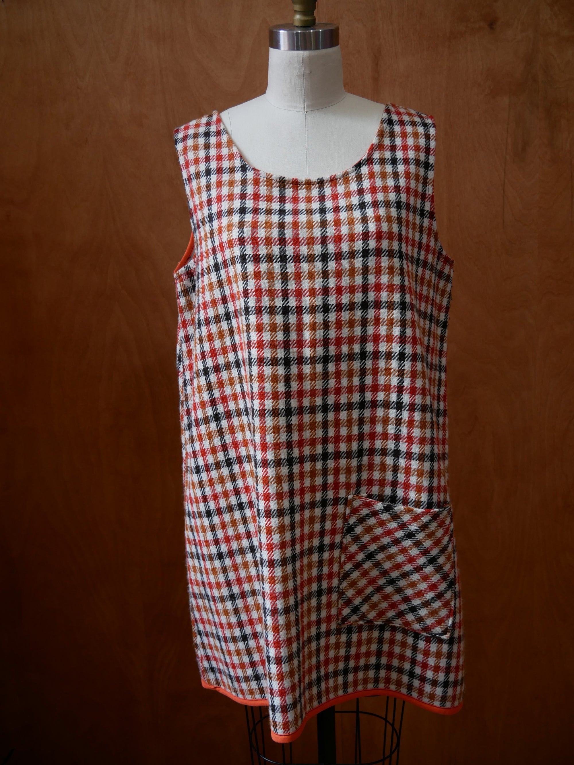 Mod Plaid Sleeveless Sheath Dress