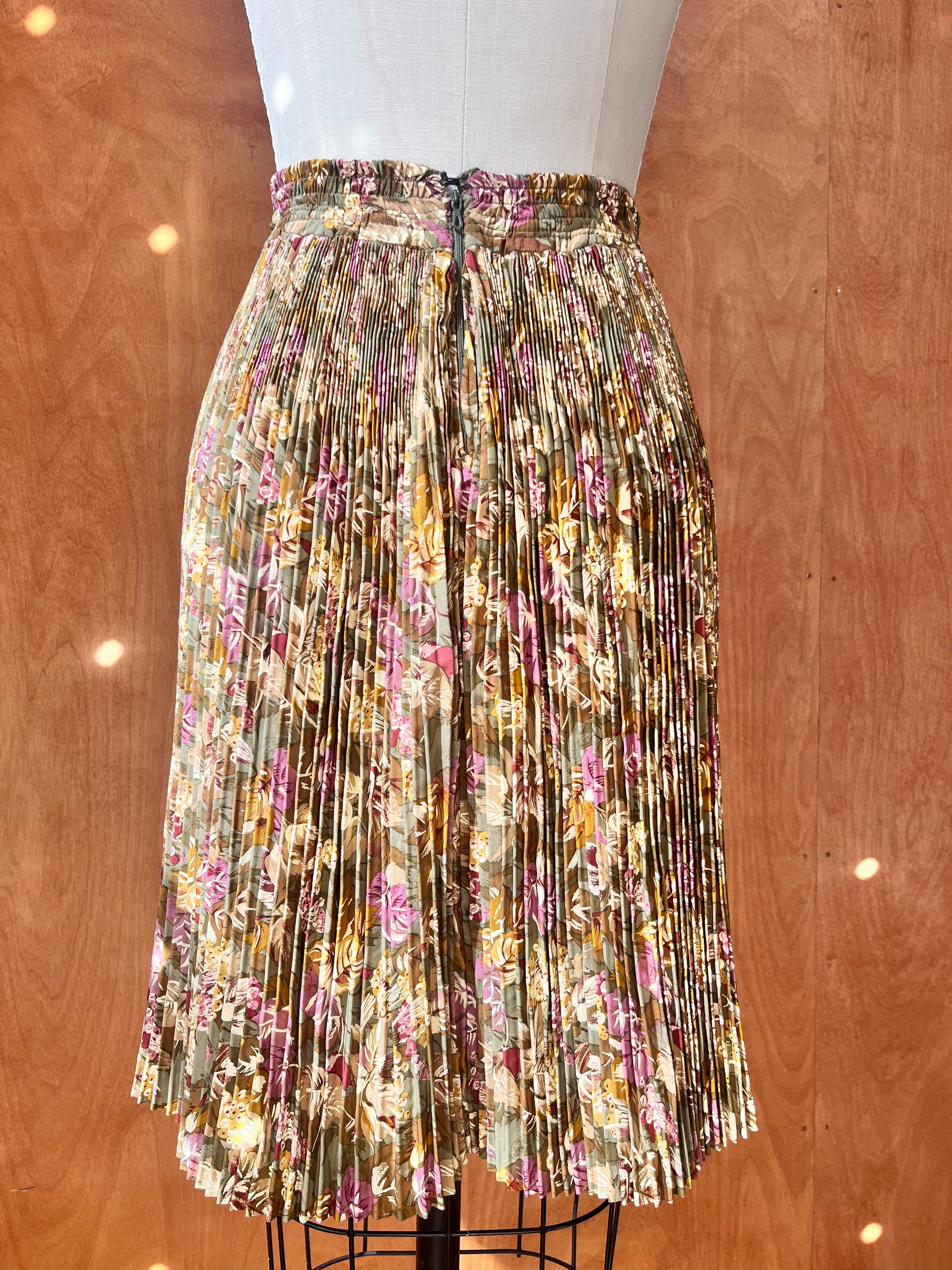80s Floral Accordion Pleat Skirt