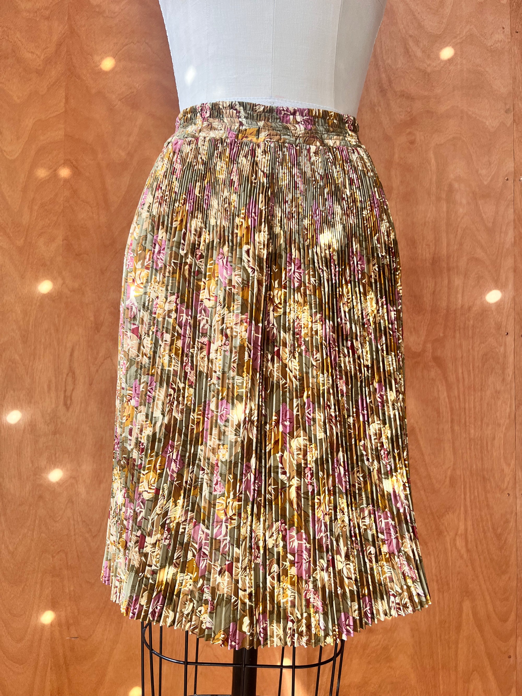 80s Floral Accordion Pleat Skirt