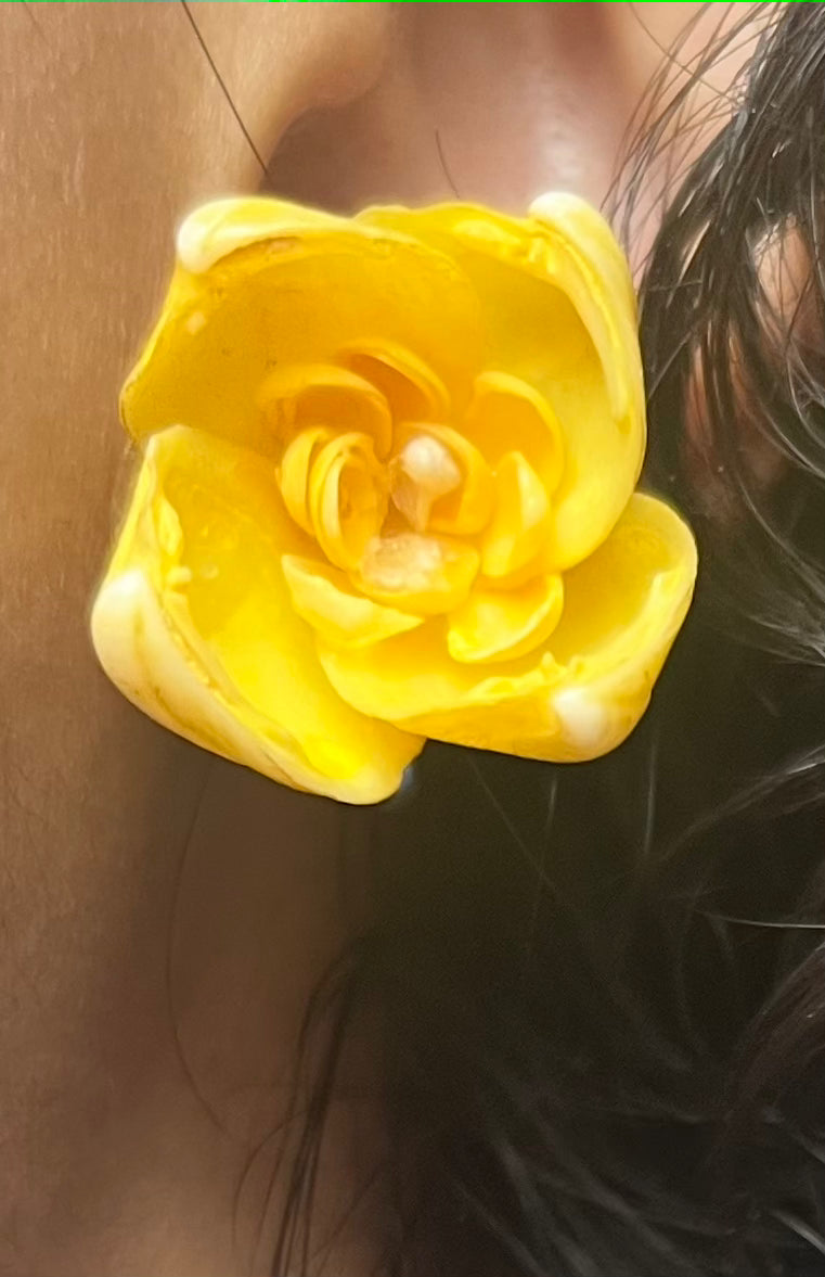 50s Seashell Earrings