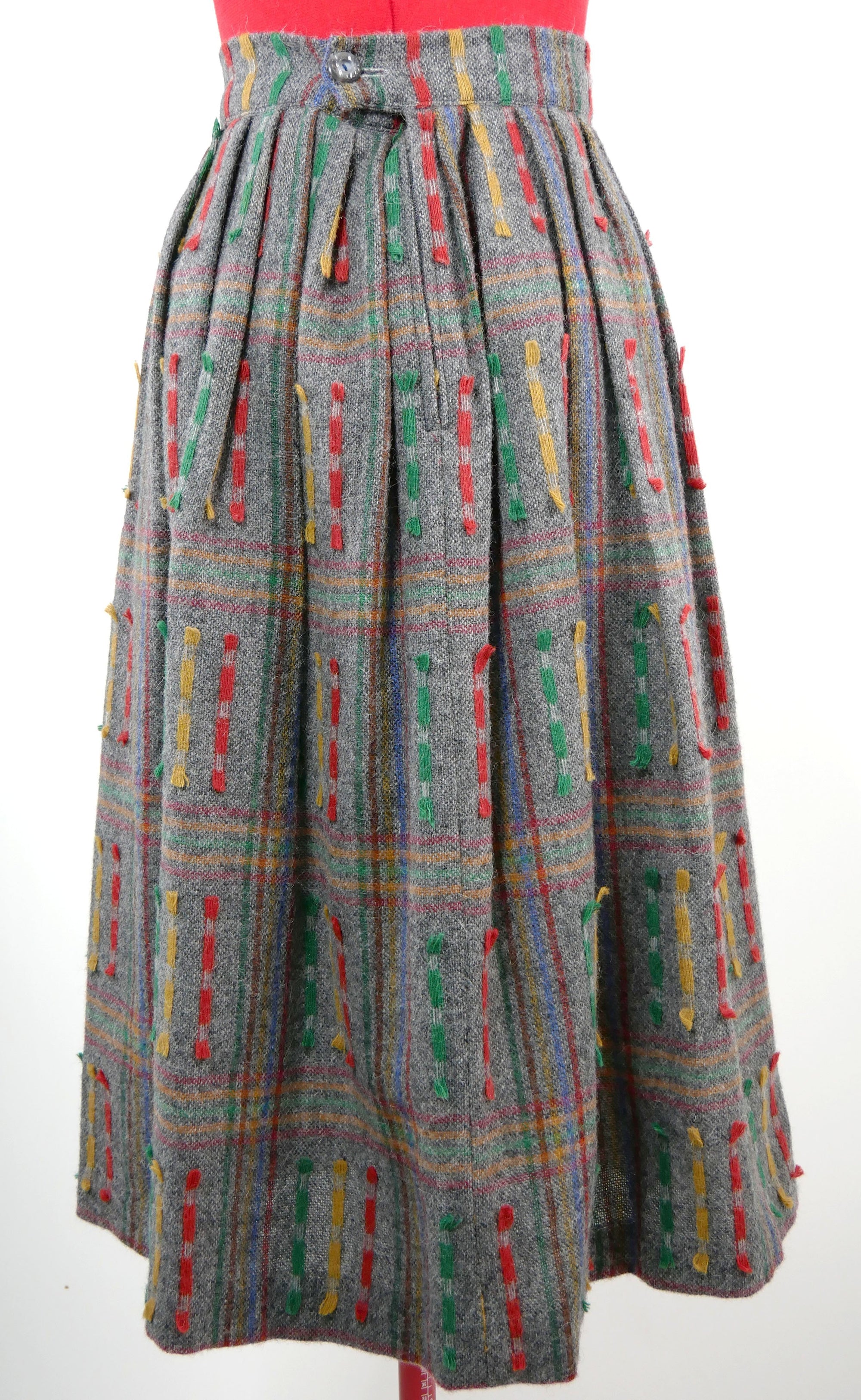 Raw Thread Wool Skirt