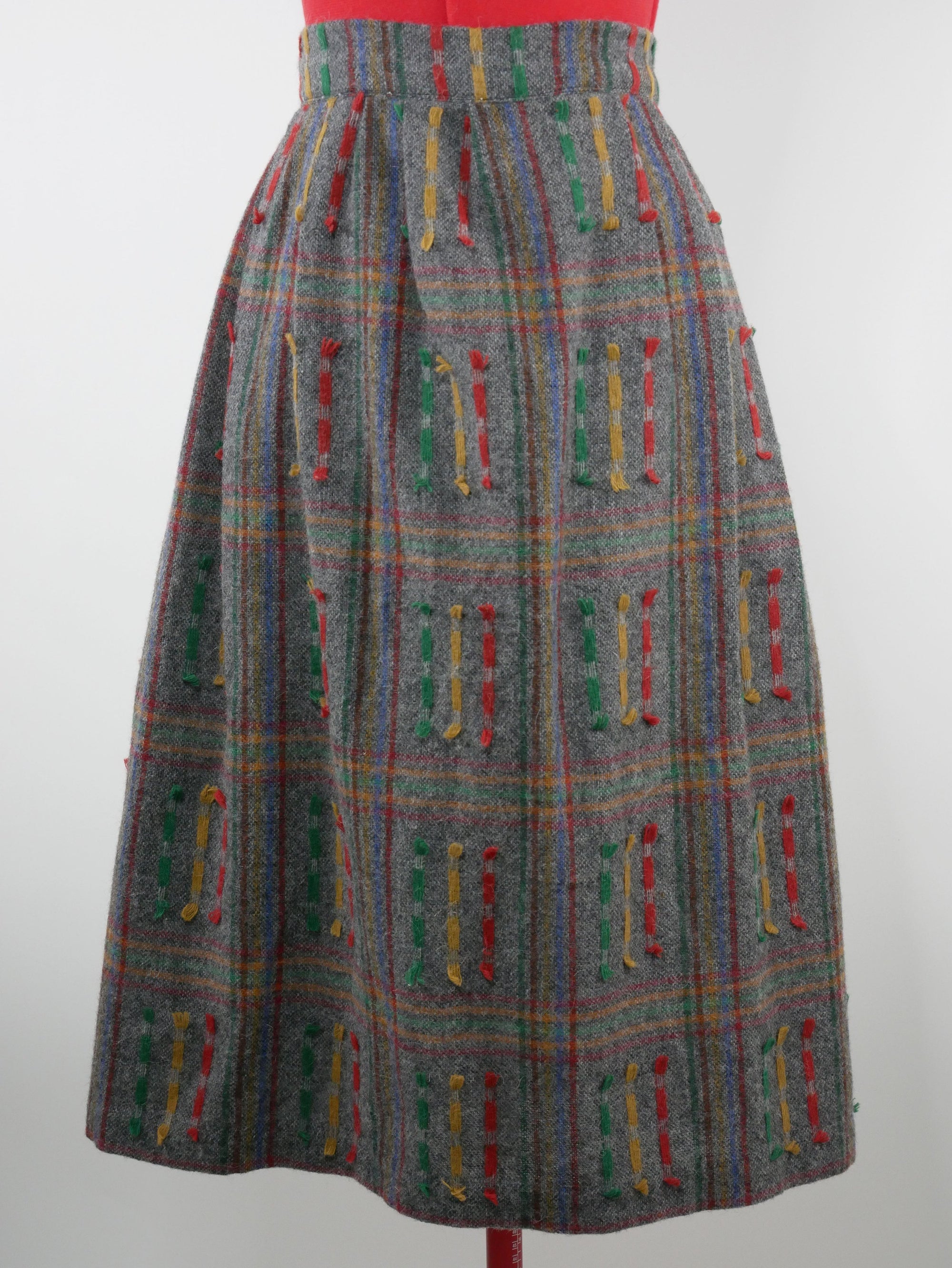 Raw Thread Wool Skirt